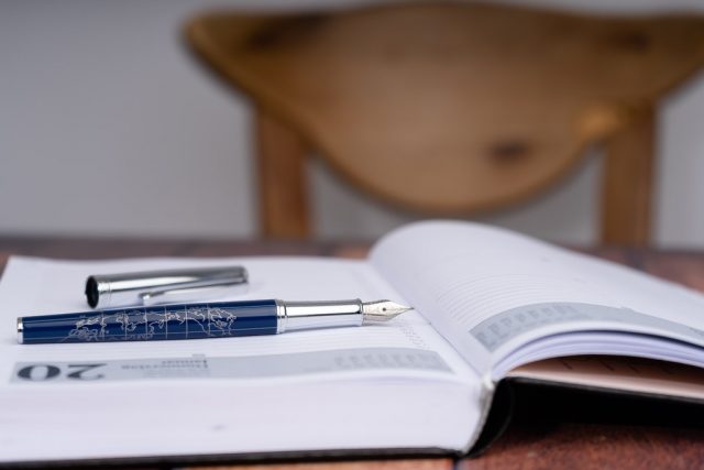 Terra Fountain Pen on Book 3-2